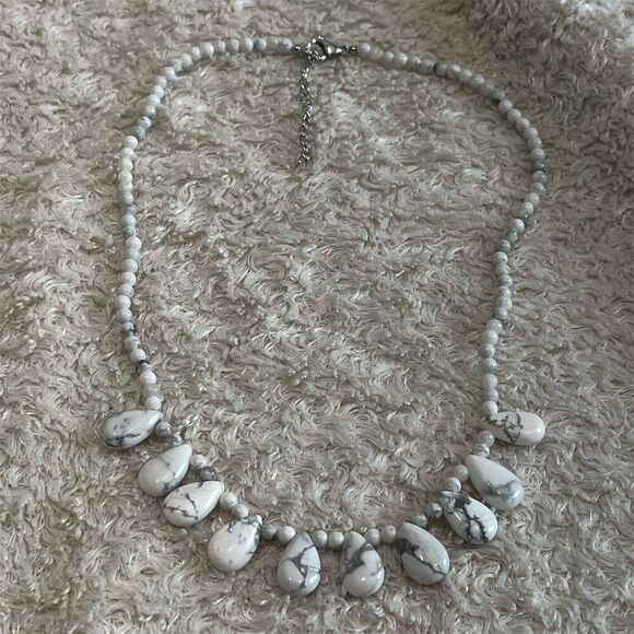 White Howlite Drop Bead Bib Necklace Natural‎ Stone Jewelry Lobster Clasp - Picture 8 of 8